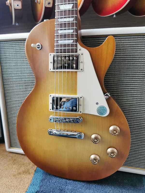 Gibson Les Paul Tribute 2023 - Satin Honeyburst