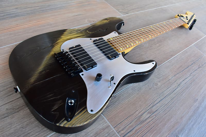 7-String / Fender Style / Stratocaster / Road Worn Black / Reclaimed Wood