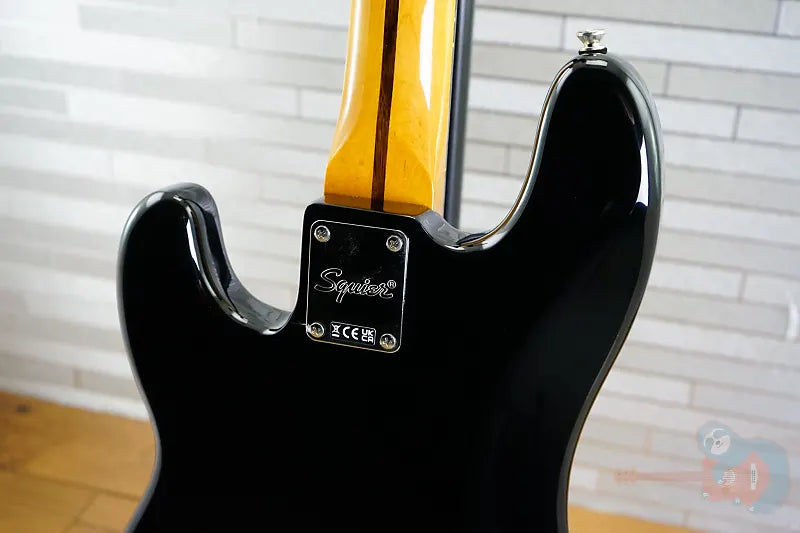 Squier Classic Vibe '70s Precision Black Bass Guitar B-Stock