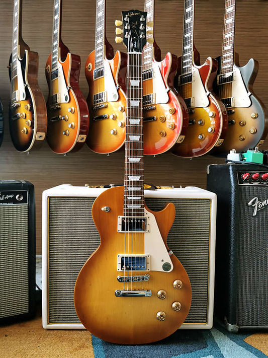 Gibson Les Paul Tribute 2023 - Satin Honeyburst